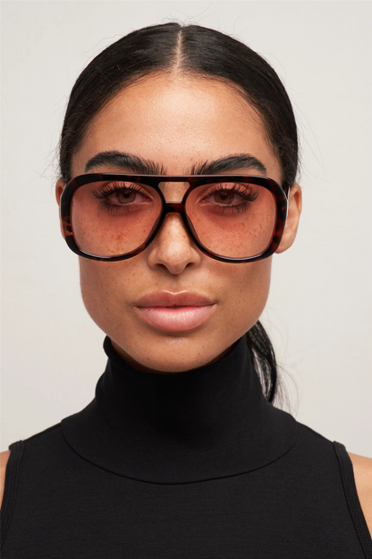 Yara Tort/Pink Fade