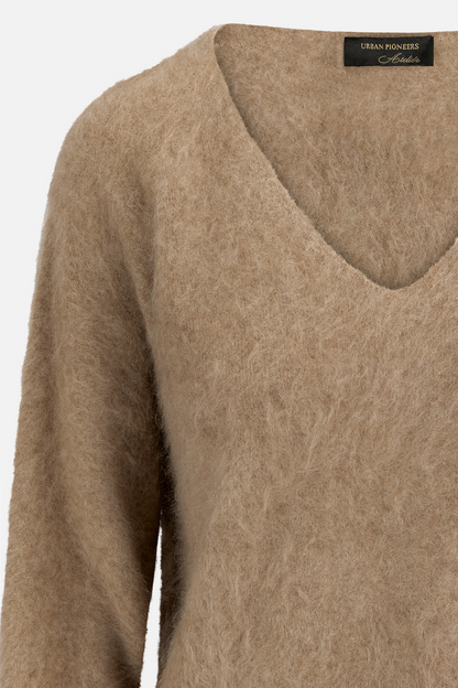 Boudica Sweater Sand Brown.