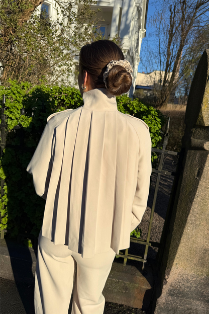 Avenue Trenchcoat Ivory White