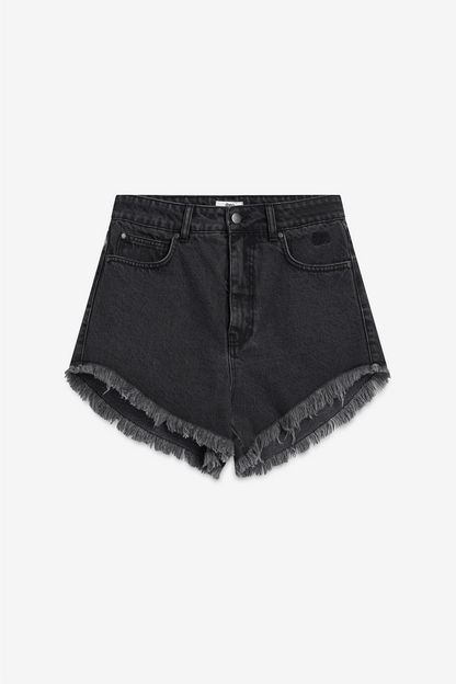 IBEN REIGN RISE SHORTS.