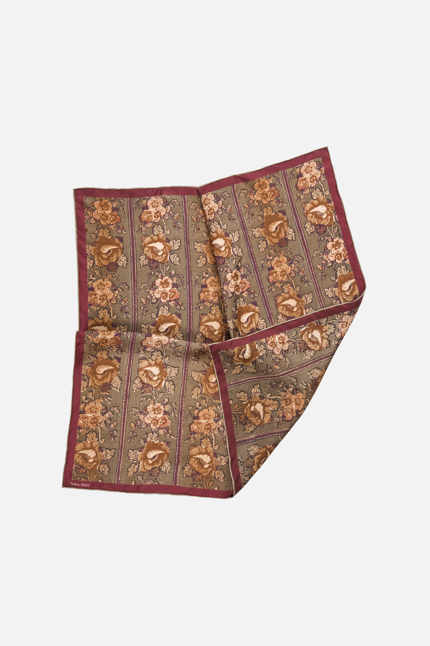 Classical Small Gaia Scarf Taupe.