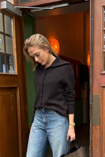 Denie Cardigan Dark Oak