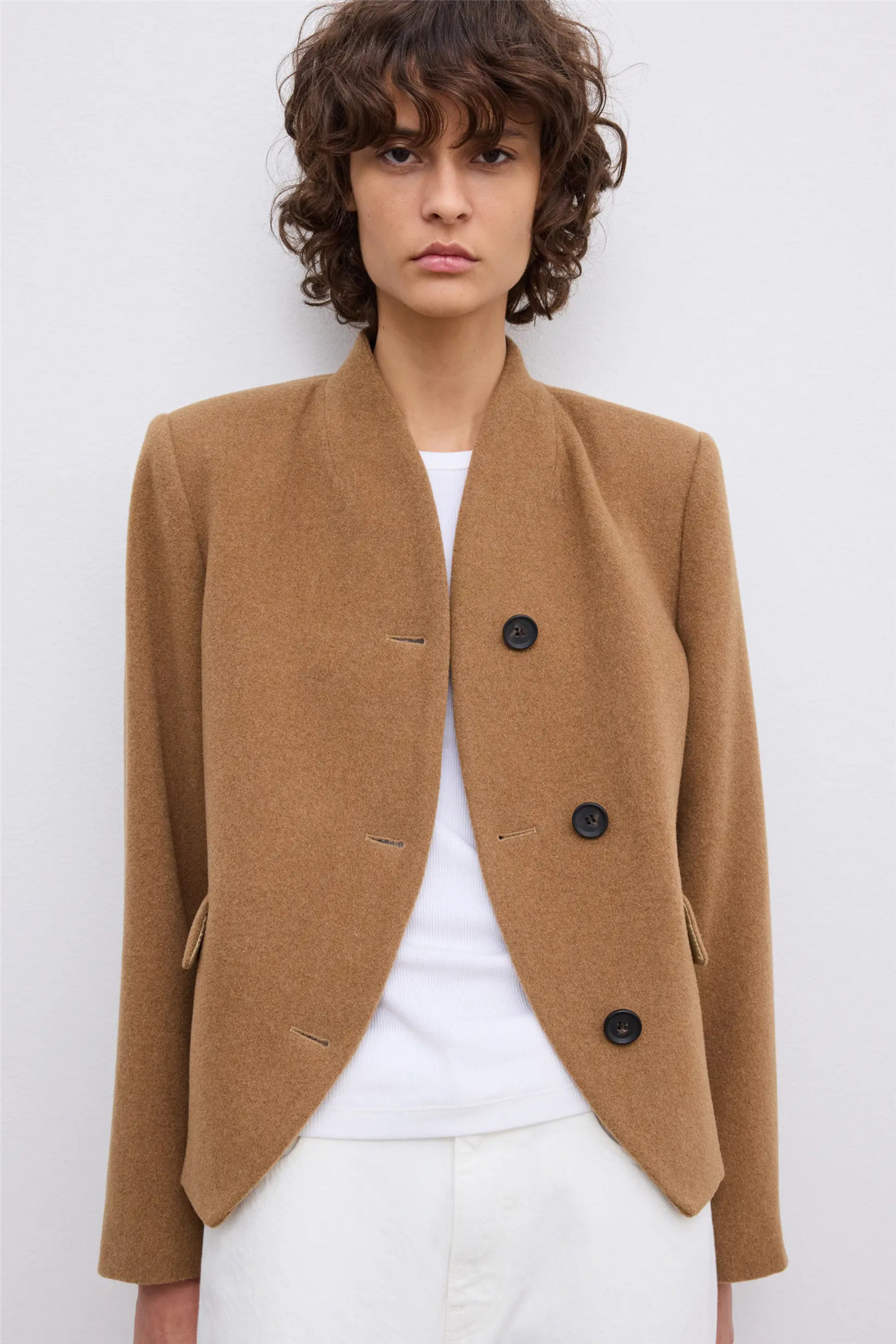 Short Curved Jacket Camel