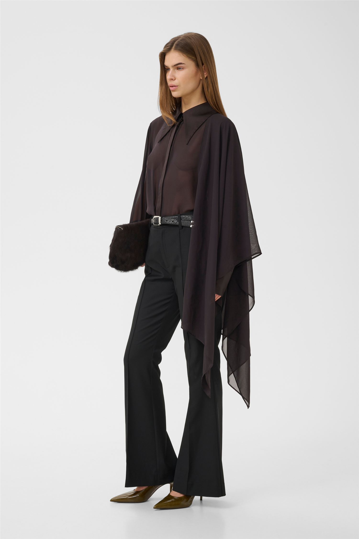 GZlynne scarf shirt Ganache.