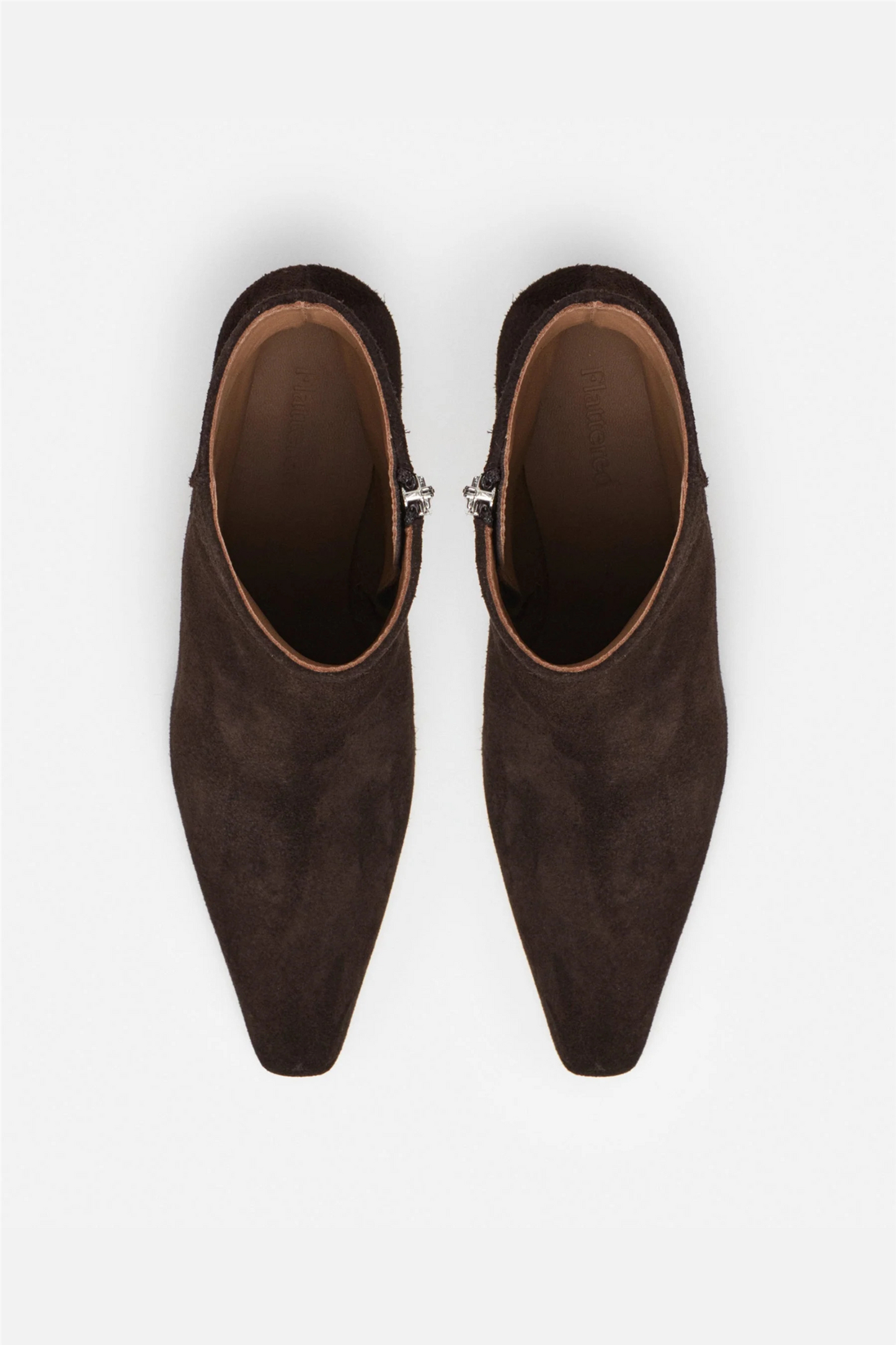 Xena Suede Chocolate.
