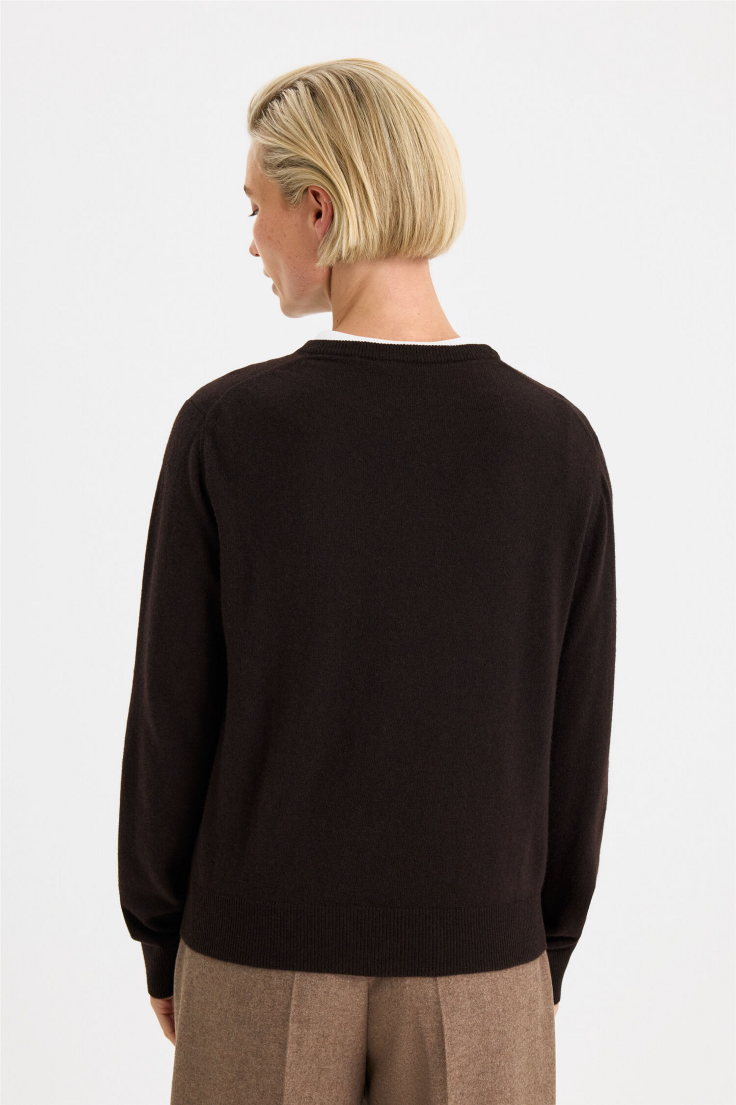 Soft Wool Crewneck Sweater Dark Chocolate.