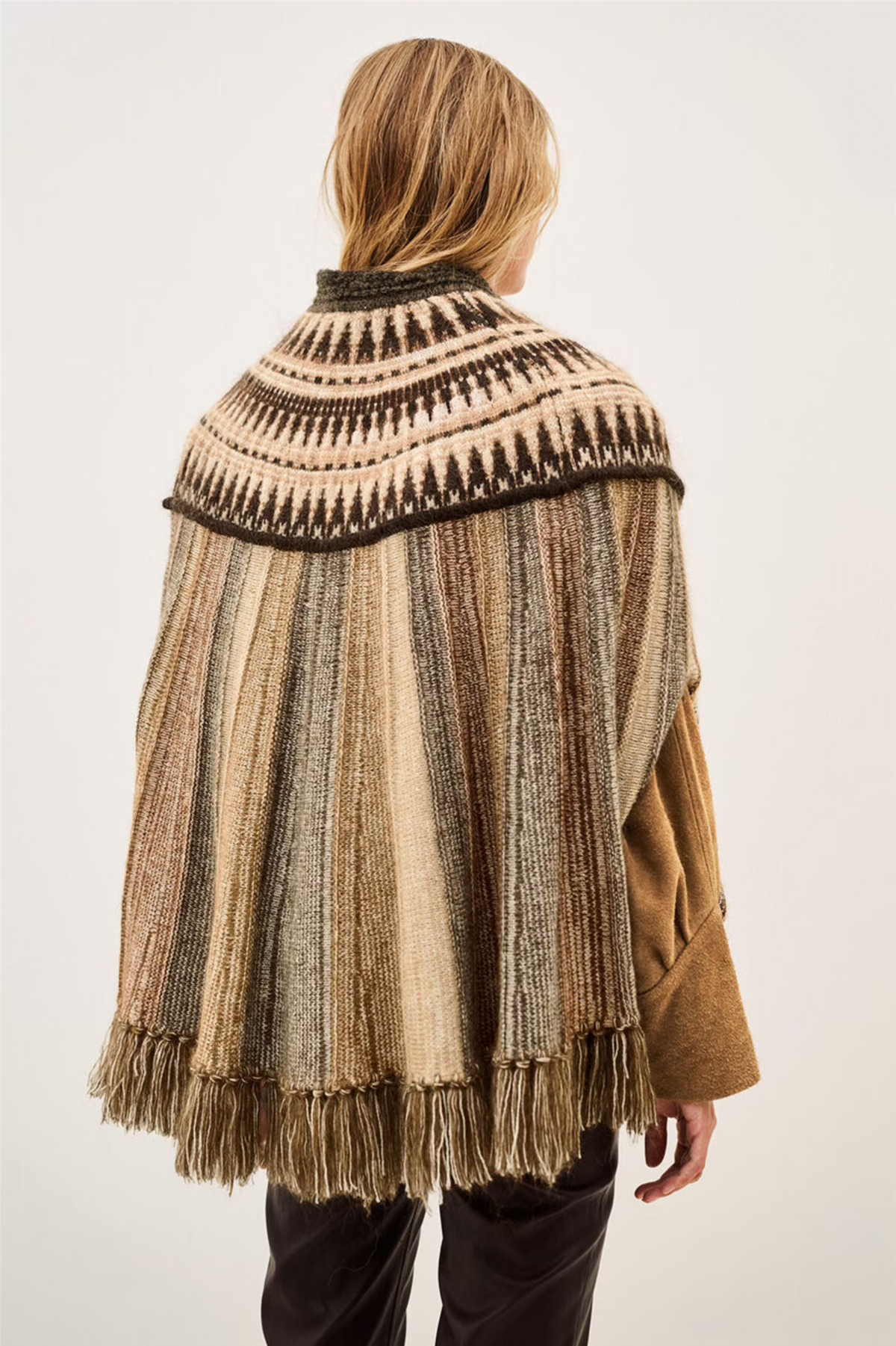 Prato Poncho Ebene.