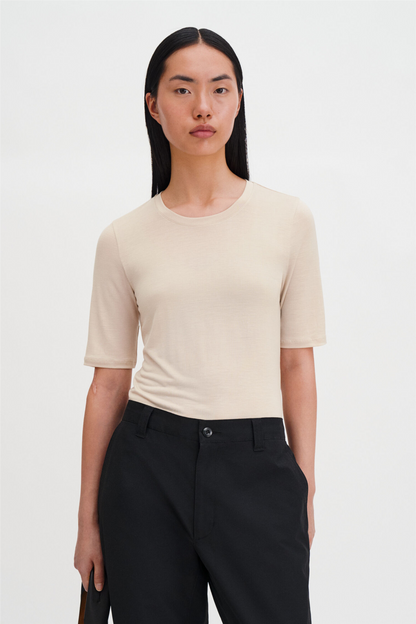 Elena tee Pearl Beige