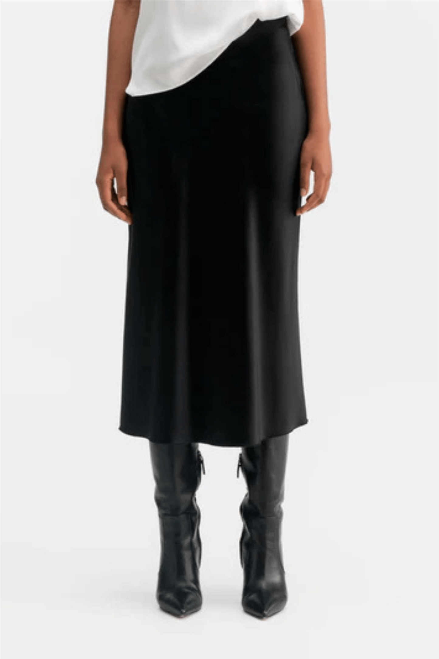 Hana Satin Silk Skirt Black