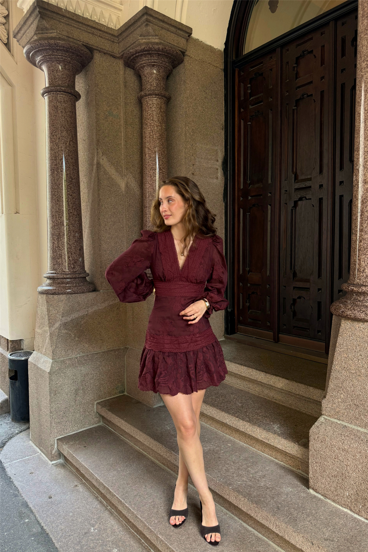 Castle Lace Dress Bordeaux