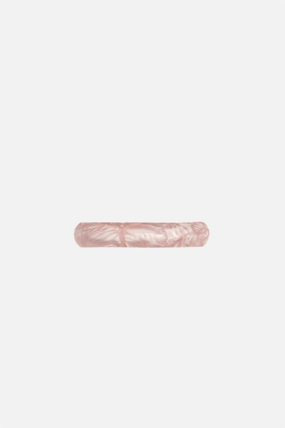 Curved Soft Serve Clip Strawberry