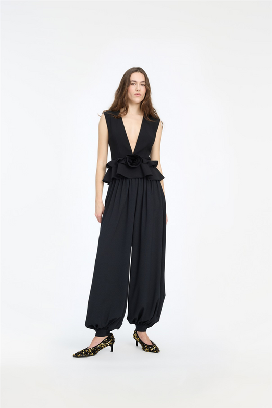 V-Neck Flower Top Black.