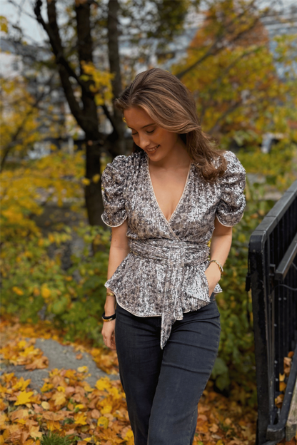 Frederikke Sequin Blouse Vintage Grey Sequins